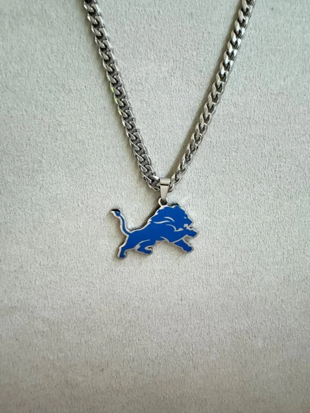 Detroit Lions Necklace - NFL Football - Unisex